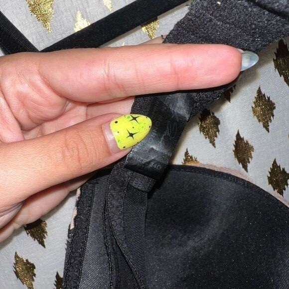 Push-up bra pink and black lace size 34D - Picture 4 of 4